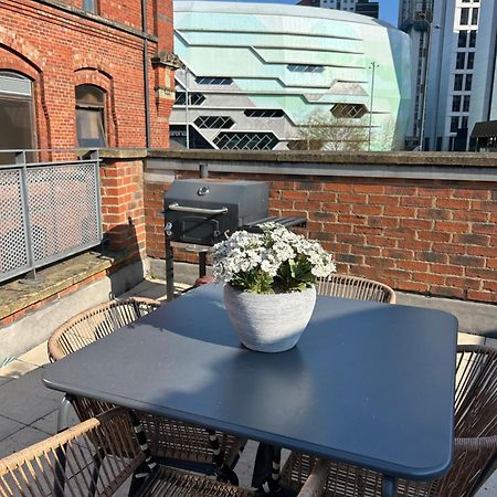 Central Leeds Townhouse With Private Roof Garden Sleeps 4 المظهر الخارجي الصورة