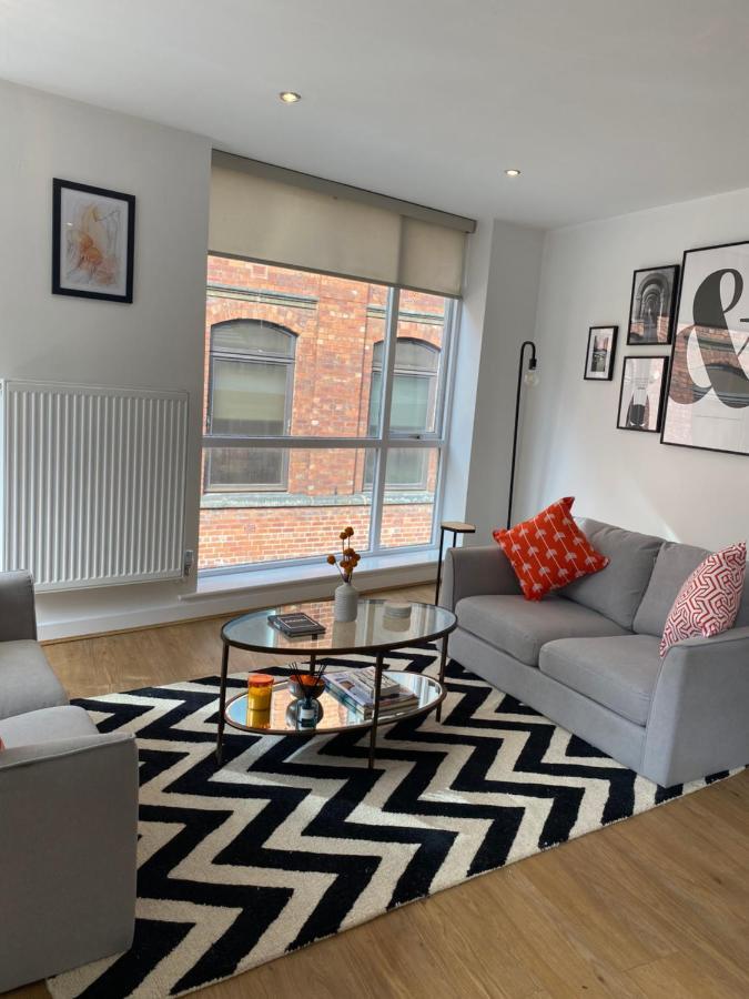 Central Leeds Townhouse With Private Roof Garden Sleeps 4 المظهر الخارجي الصورة