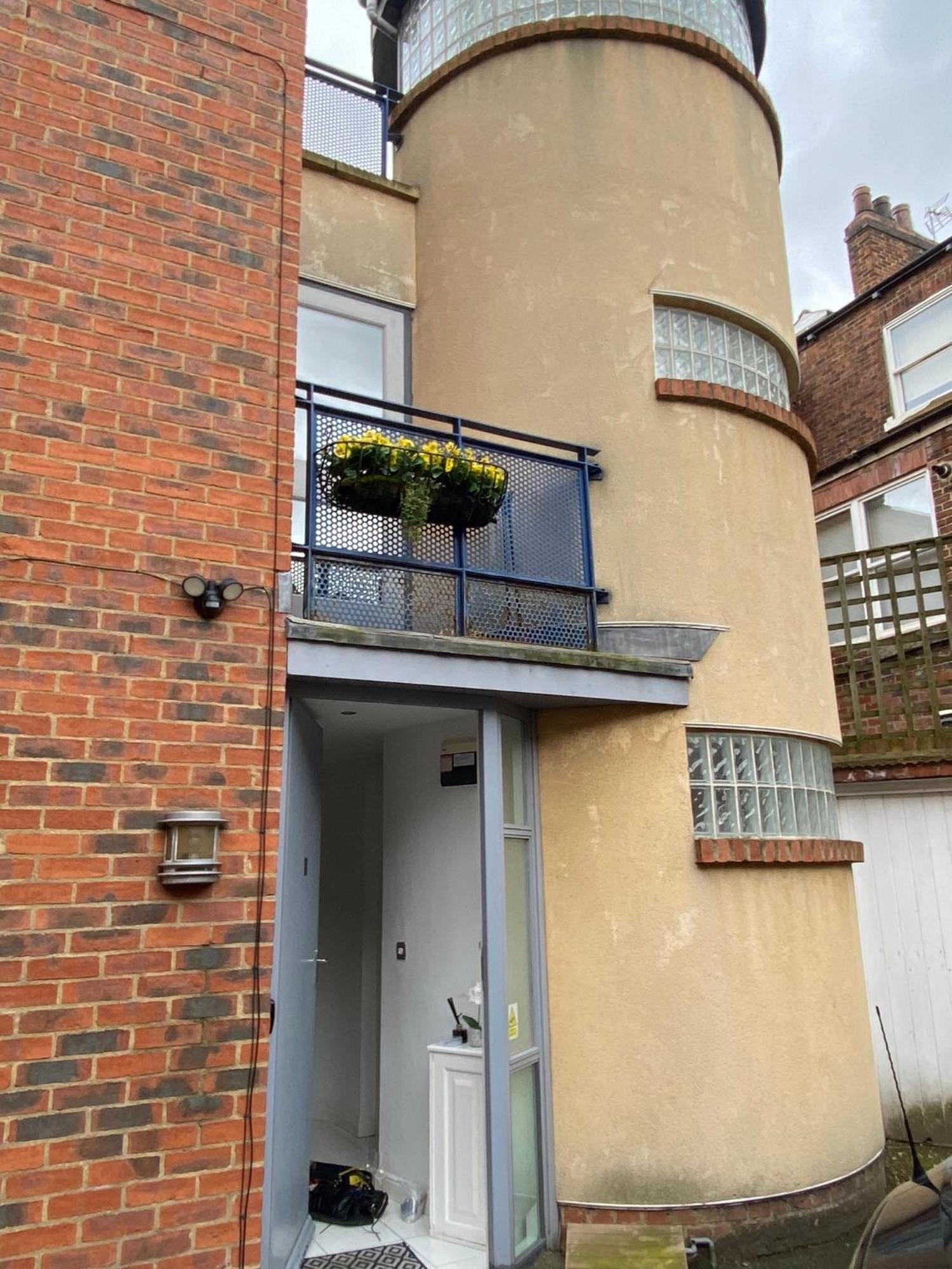 Central Leeds Townhouse With Private Roof Garden Sleeps 4 المظهر الخارجي الصورة